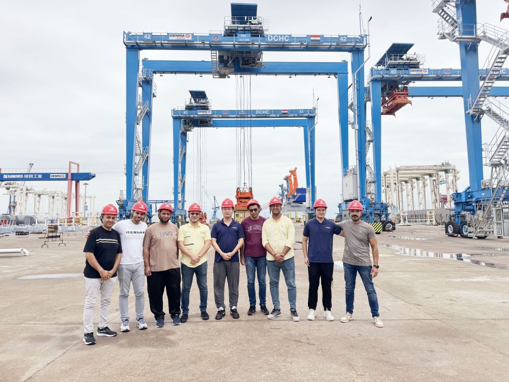 埃及客戶親臨GENMA太倉(cāng)制造基地進(jìn)行RTG發(fā)運(yùn)前檢驗(yàn)，6臺(tái)設(shè)備即將啟運(yùn)(圖1)