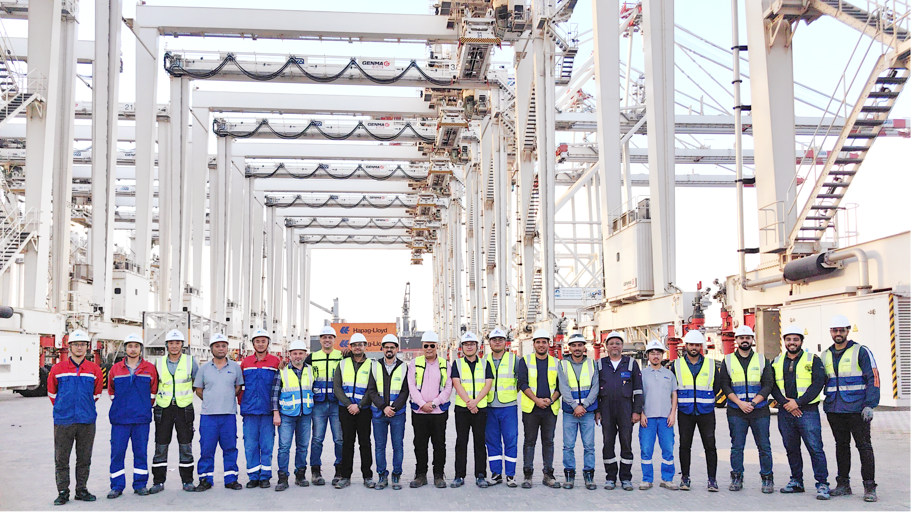 GENMA品牌攜手埃及客戶共慶里程碑 | 40臺輪胎吊項目全部交付(圖1)